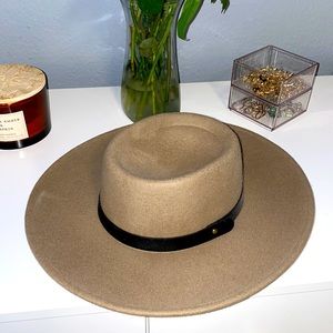 Women’s hat